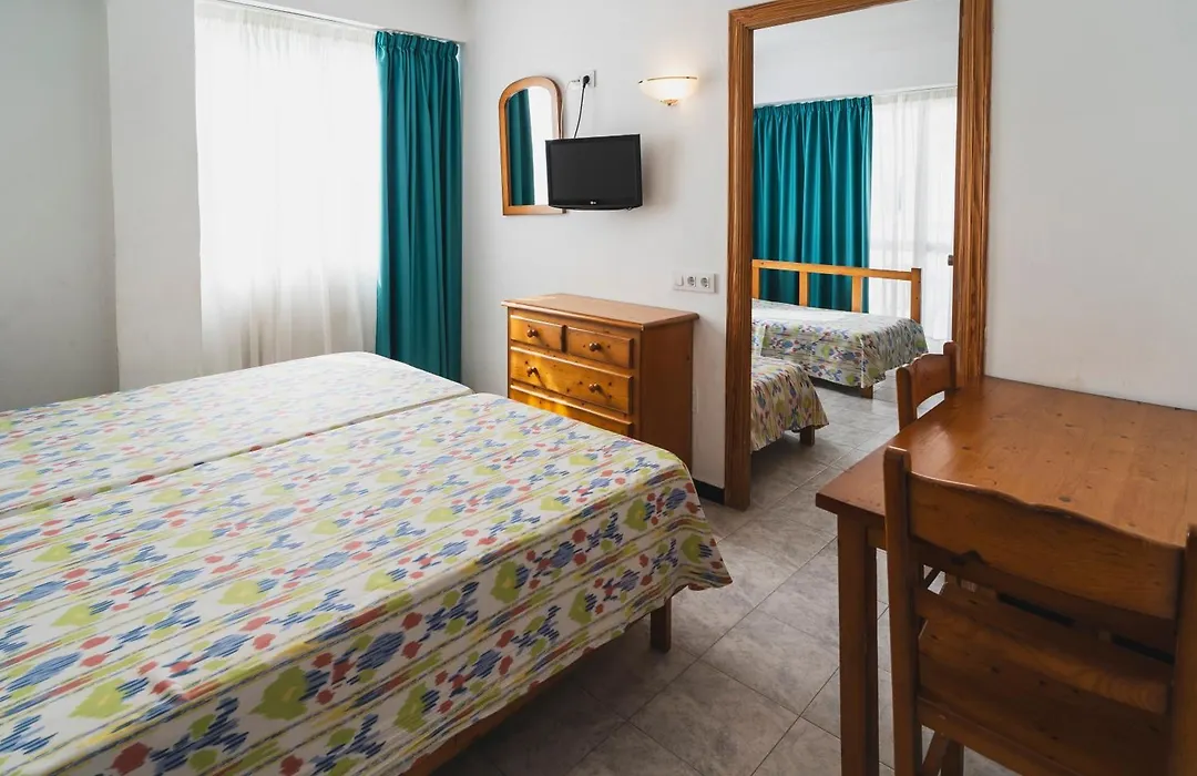 Hotel Amic Can Pastilla-1